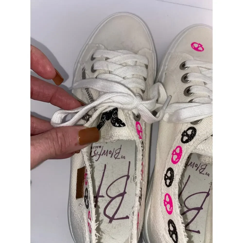 Blowfish Malibu Marley White Canvas Skull Print Sneakers Women’s Size 8.5